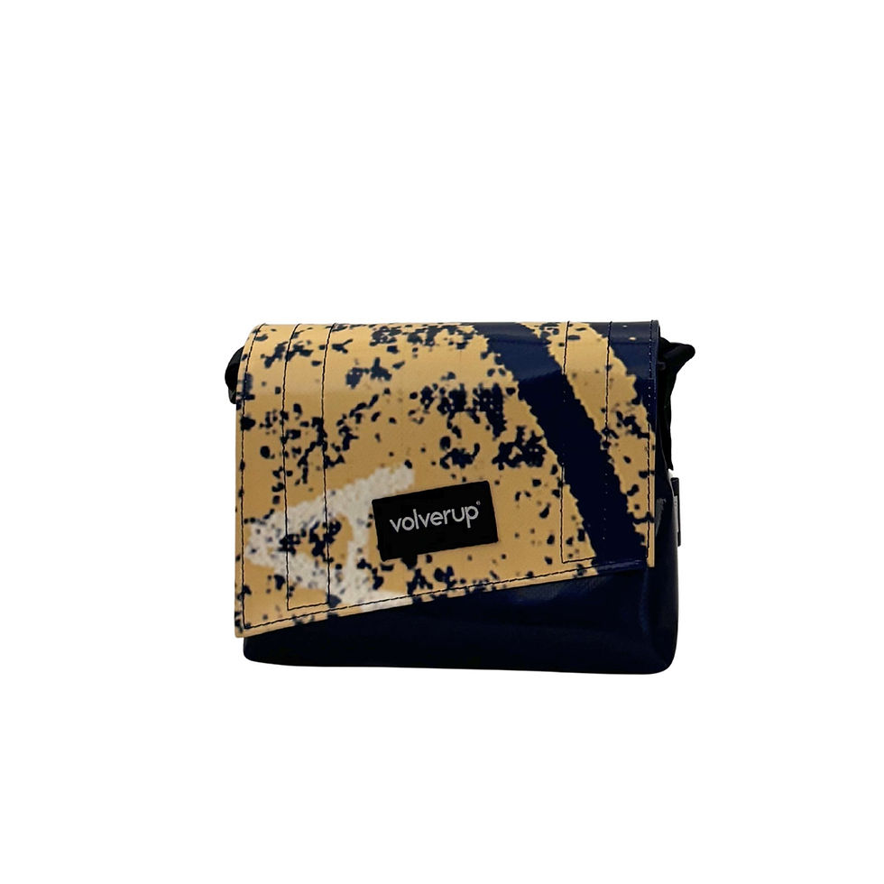 Borsa Messenger Small: Comodità Sostenibile.