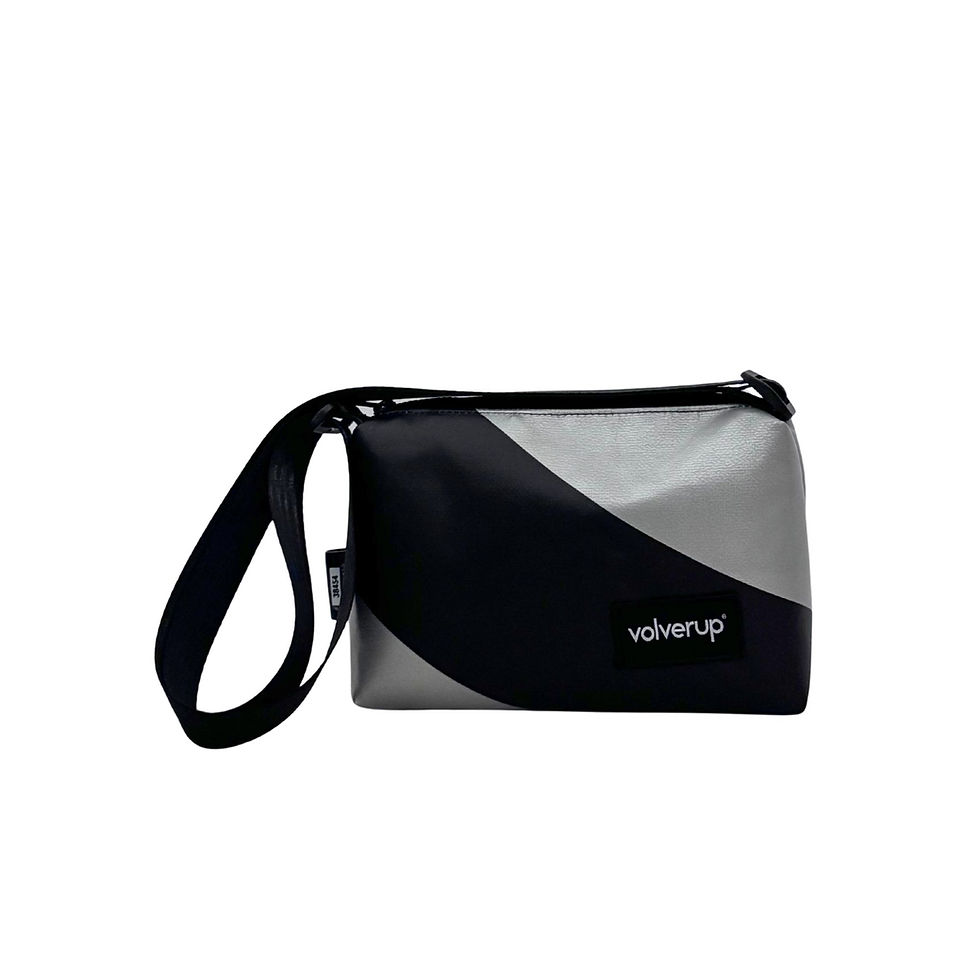 Borsello Golf – Compatto, deciso, essenziale