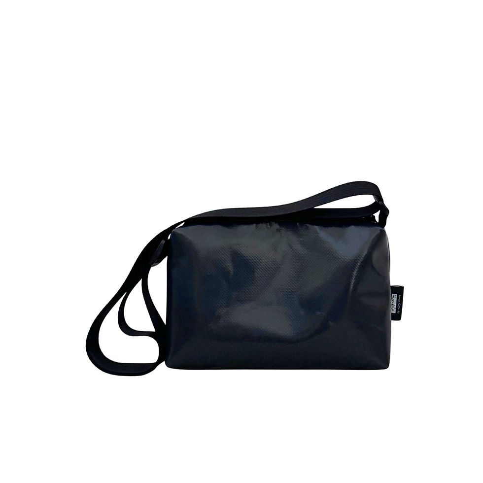 Borsello Golf – Compatto, deciso, essenziale