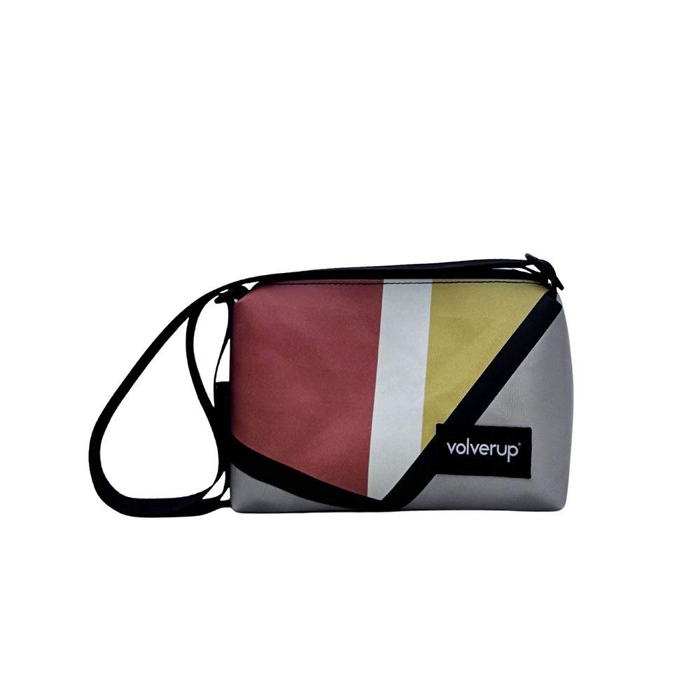 Borsello Golf – Compatto, deciso, essenziale