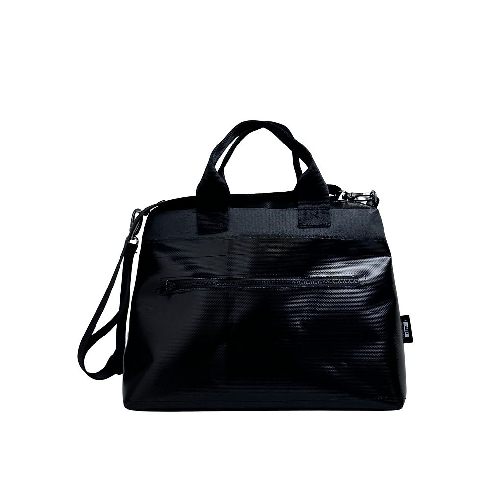 Thumbnail: Santa Cruz Borsa Spaziosa ed Elegante