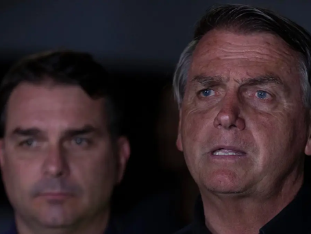 Prisão domiciliar amplia presença política de Bolsonaro e beneficia campanha de Flávio