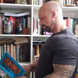 A biblioteca de... César Augusto Queirós