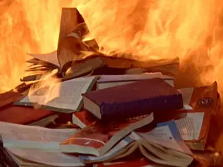 Os inimigos dos livros