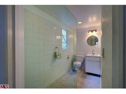 lc8458d44-m4xd-w1020_h770_q80