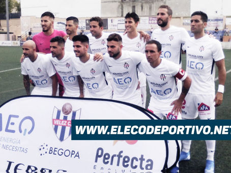 El Vélez se desinfla ante el Antequera (1-4)