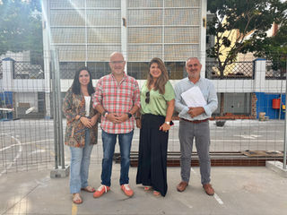 Las obras de remodelación del muro del CEIP Blas Infante de Torre del Mar entran en su recta final