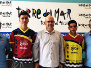 El faro de Torre del Mar lucirá en la nueva camiseta de la A.D. Fútbol Base Torreño - Escuela de Fút