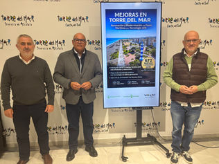 Contratada la renovación integral a LED del alumbrado del Paseo Marítimo de Torre del Mar