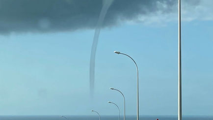 Protección Civil alerta a la Axarquía: Posibilidad de tornados y trombas marinas