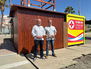 Torre del Mar presenta la renovación de dos puestos de vigilancia y socorrismo en su litoral