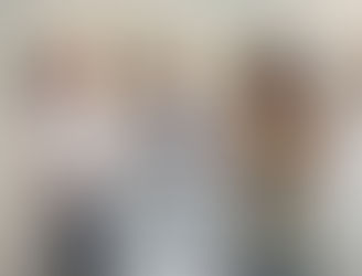 Evaristo Guerra reúne por primera vez en Torre del Mar sus 25 postales navideñas creadas para Diario SUR