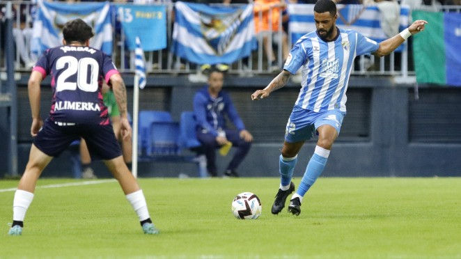 El Málaga rescata un punto ante el Sporting en la Rosaleda (1-1)