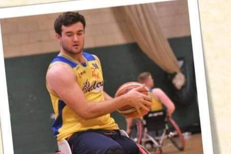 Tom Smith, un pivot de calidad para la plantilla de Rincón Dental AMIVEL