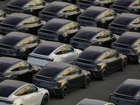 Tesla’nın FSD Kullanımı Sınırlı Kaldı: Robotaksi Planları Sorgulanıyor