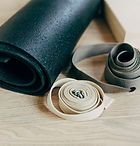 Tapis de yoga et sangles