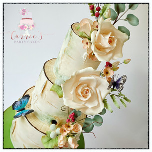 tree stump wedding cake