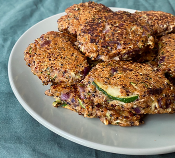 Rezept: Quinoa-Taler – proteinreich I Ernährungsberatung & Sporternährung Franziska Hadaschik