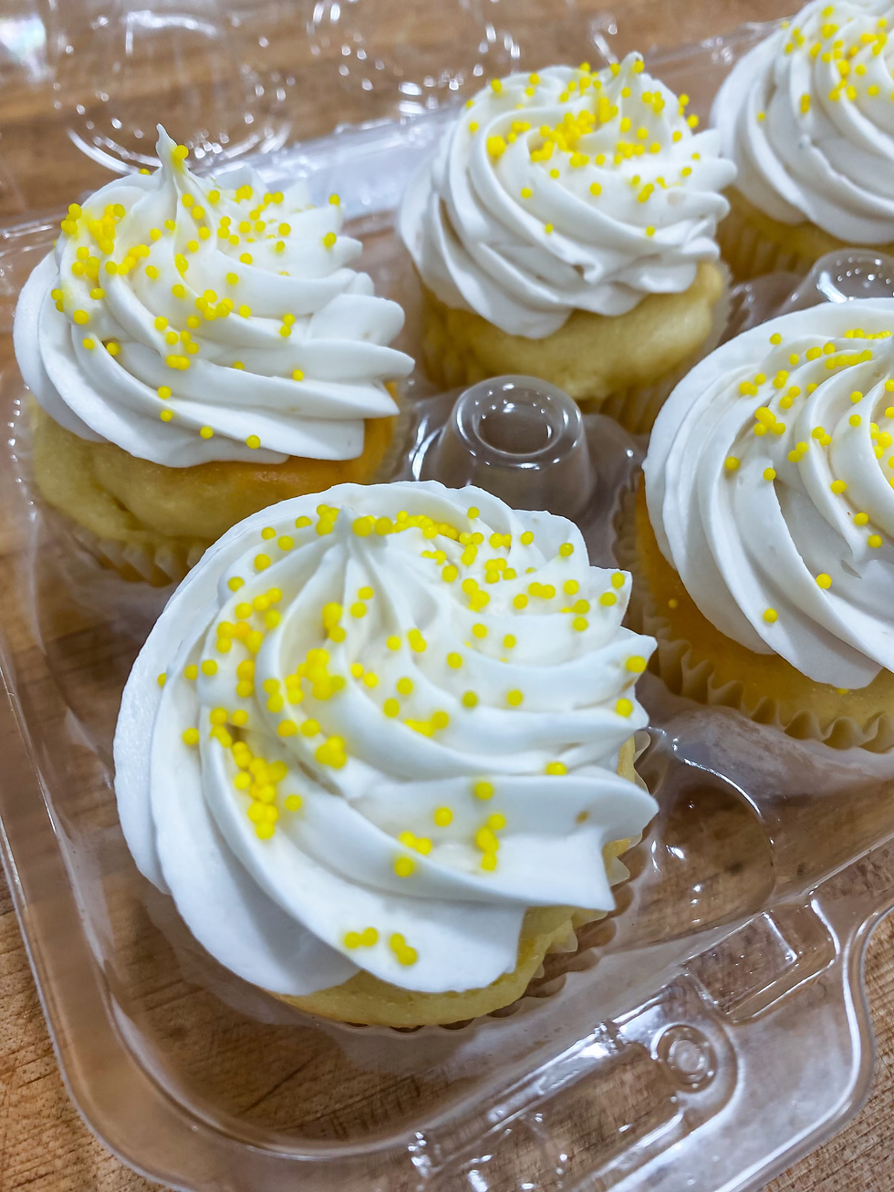 Thumbnail: 6 Pack of Assorted Cupcakes
