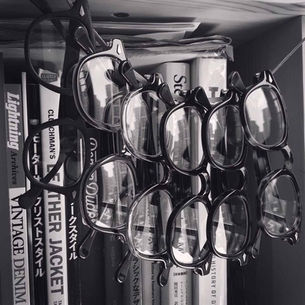 10 แบรนด์แว่นตาที่ต้องมีสะสม