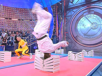 A Teen Breaks 111 Concrete Blocks With His Head