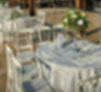 R$ 28 / Toalha branca com fios prata