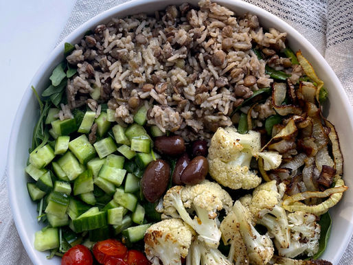 Mdardara Salad Bowl - Middle Eastern Lentils & Rice Dish