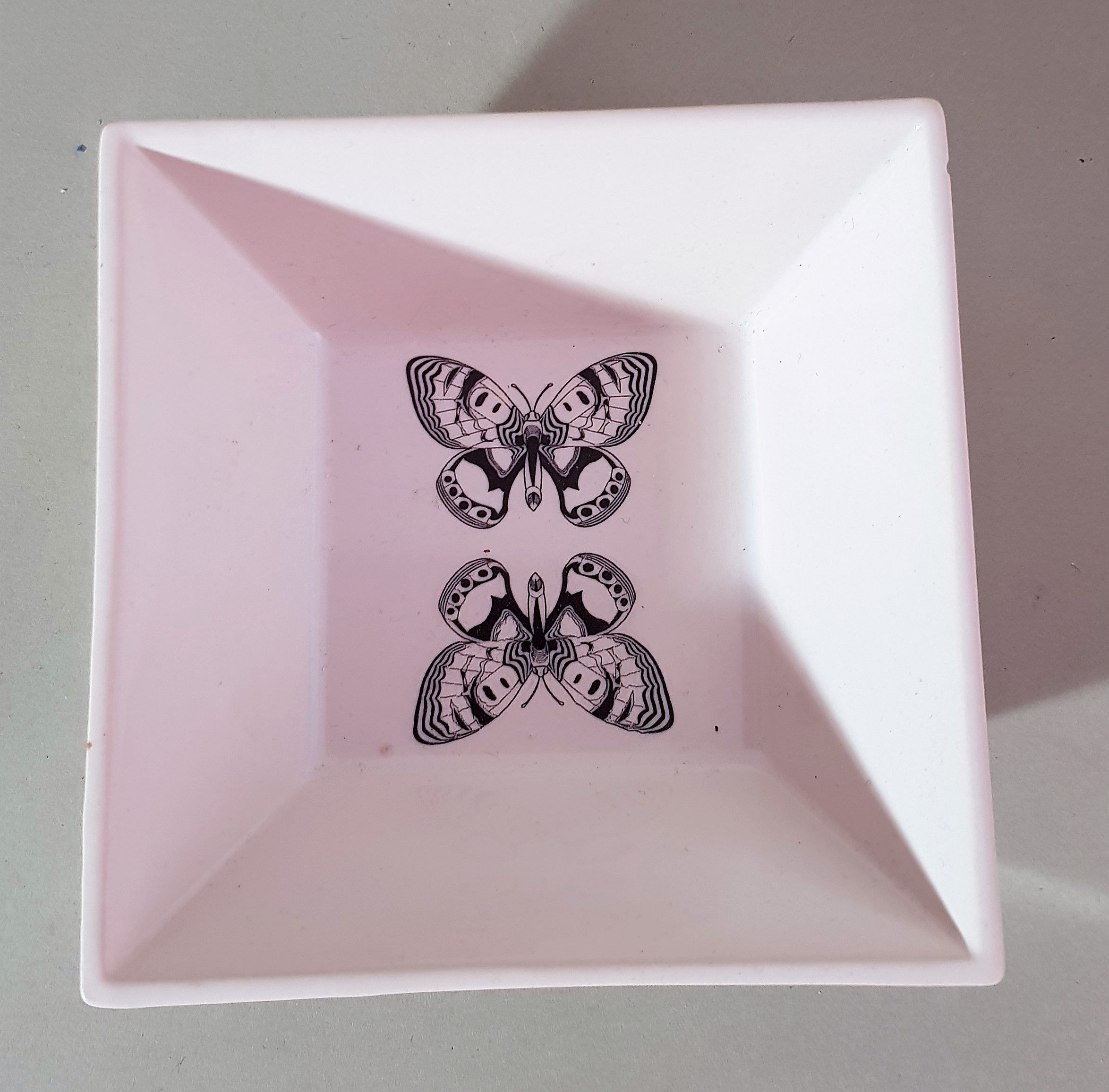 Schälchen Butterflies