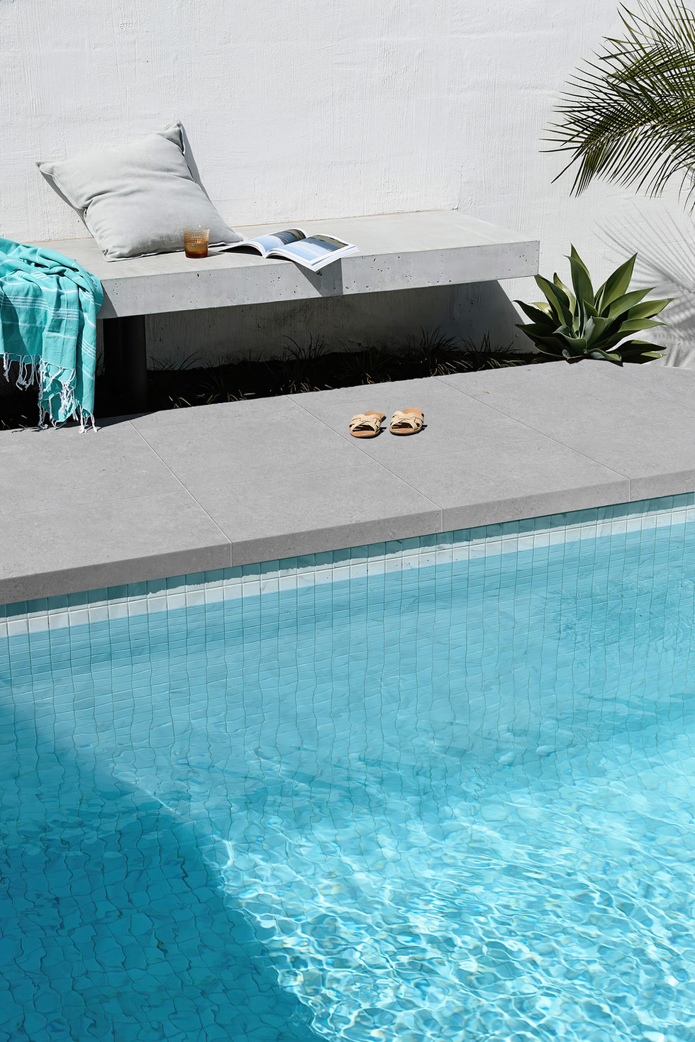TERRAMIX LIGHT GREY EXTERNAL PAVER 20MM