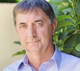 Aldo libro recortada.jpg