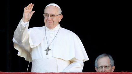 El papa Francisco y su mensaje por el 24 de Marzo, en carta al autor de un libro.