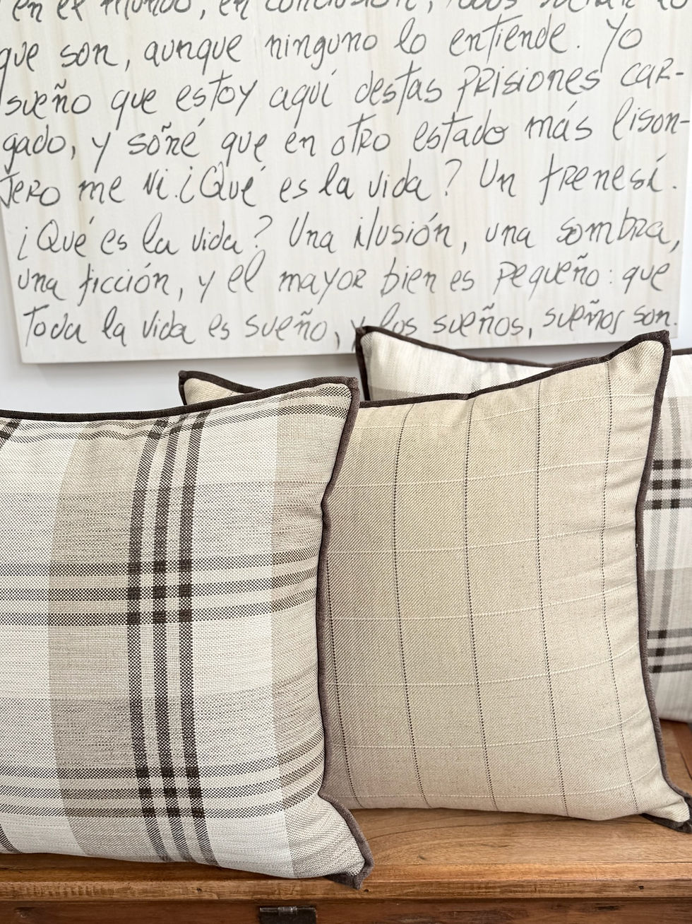 Miniatura: Almofada Veludo  Marrom e Xadrez- 50x50cm - Tecido Entreposto