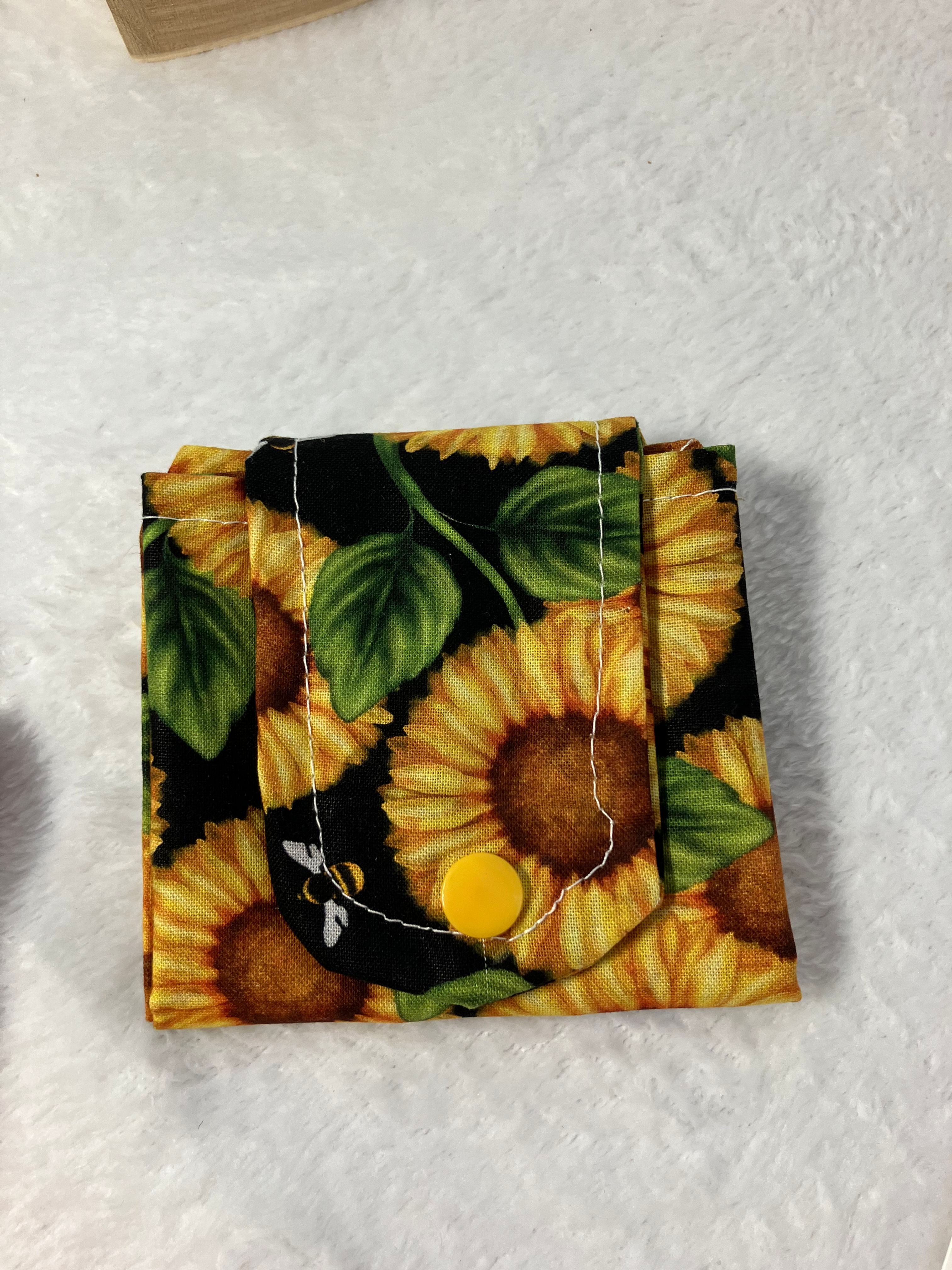 Expandable Card Holder 7