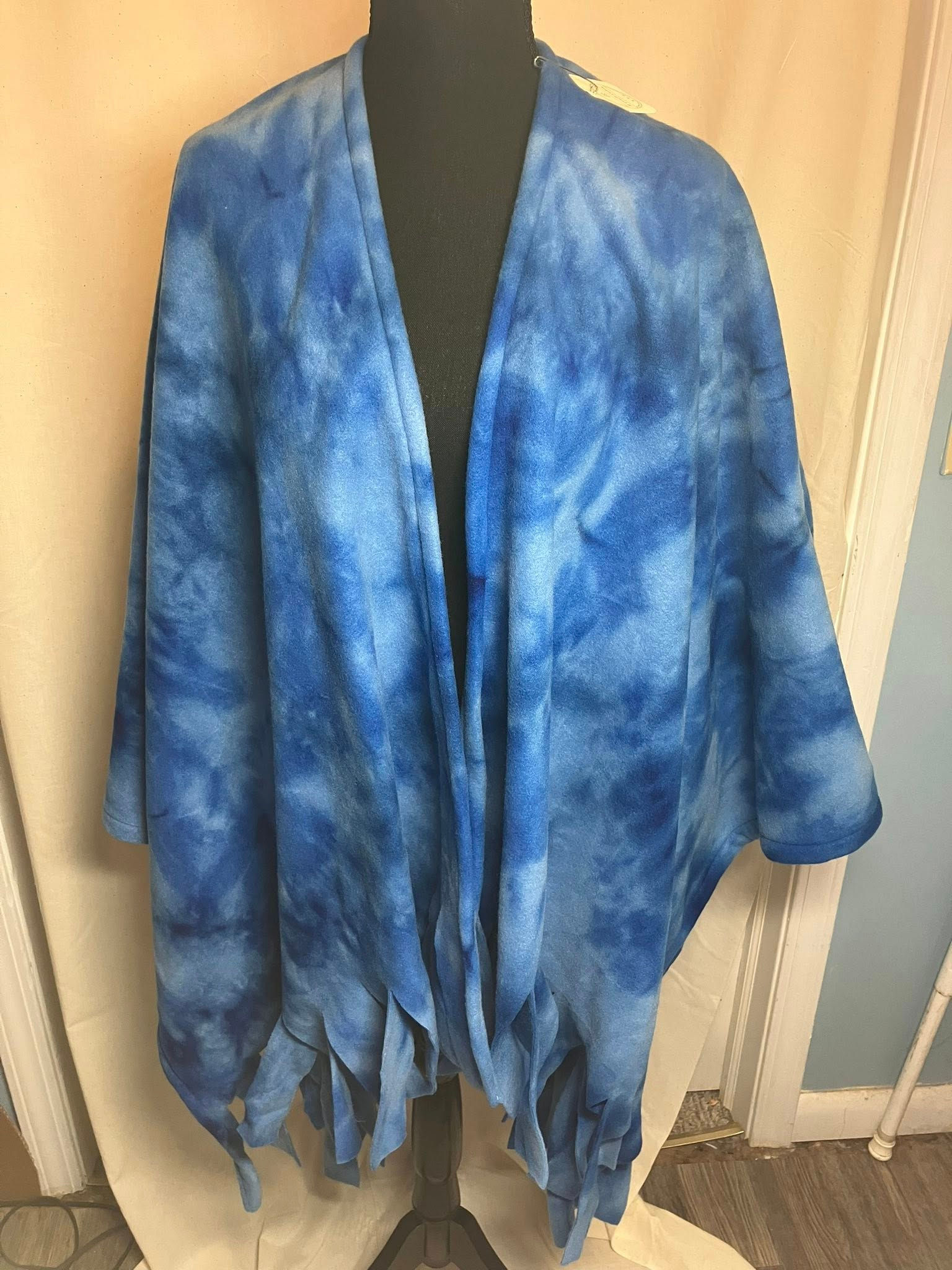 Blue Tie Dye Fleece Wrap