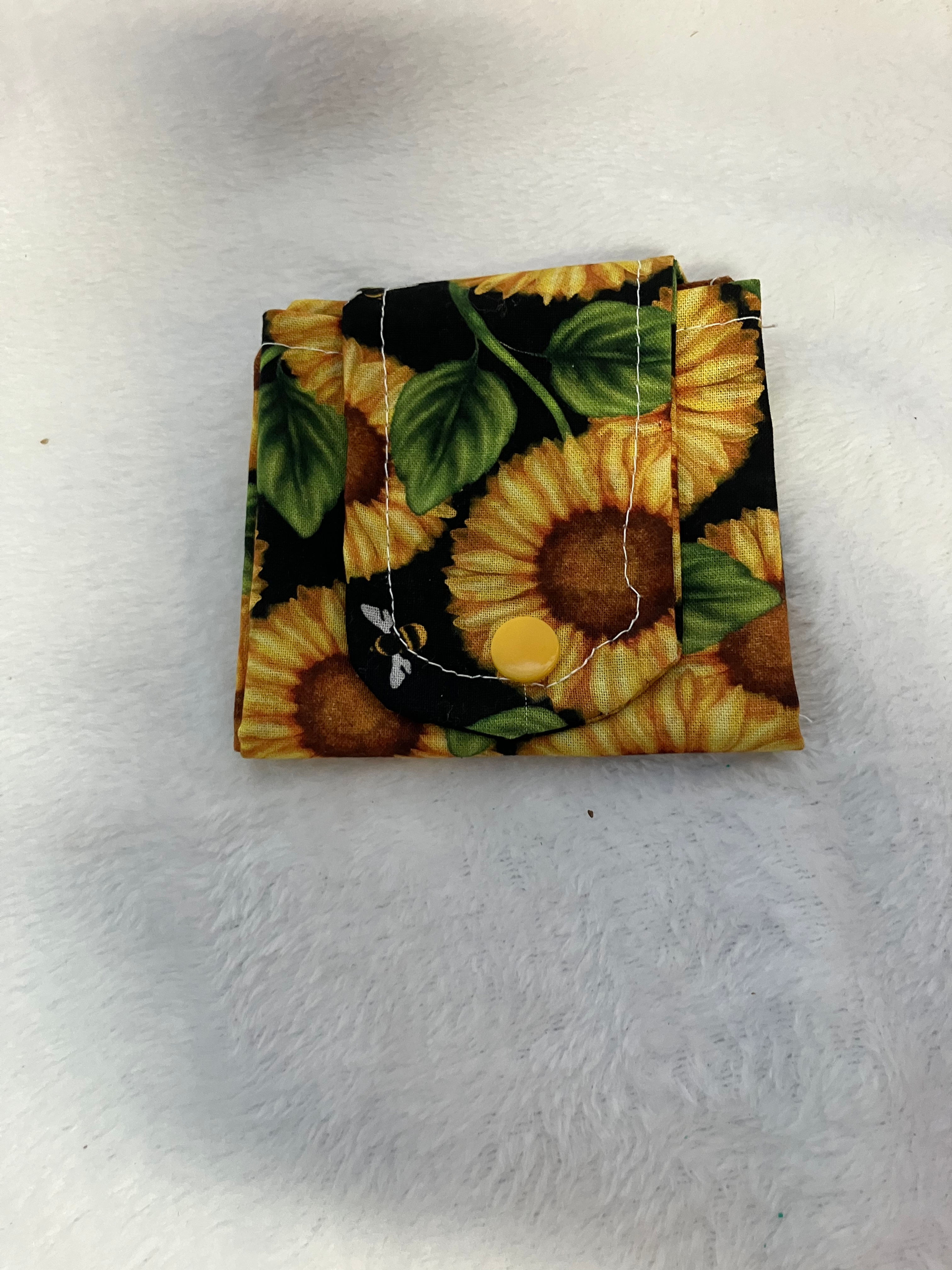 Expandable Card Holder 43