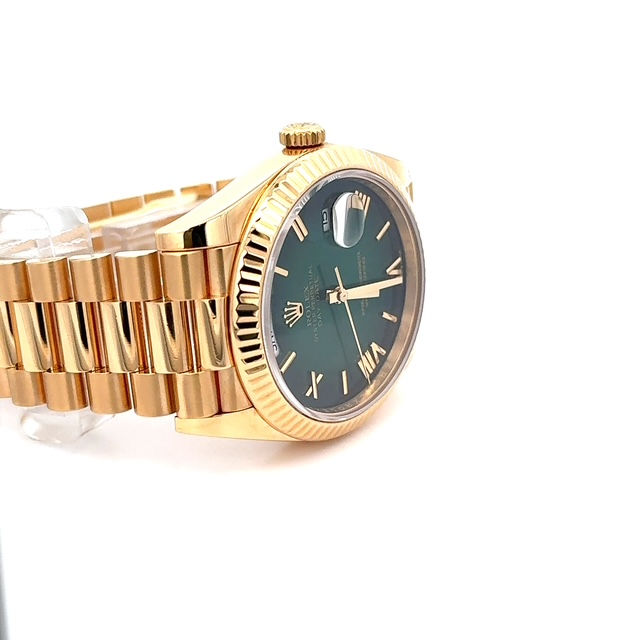 Thumbnail: Pre-owned Rolex Day-Date 40mm Yellow Gold with Green Dial
