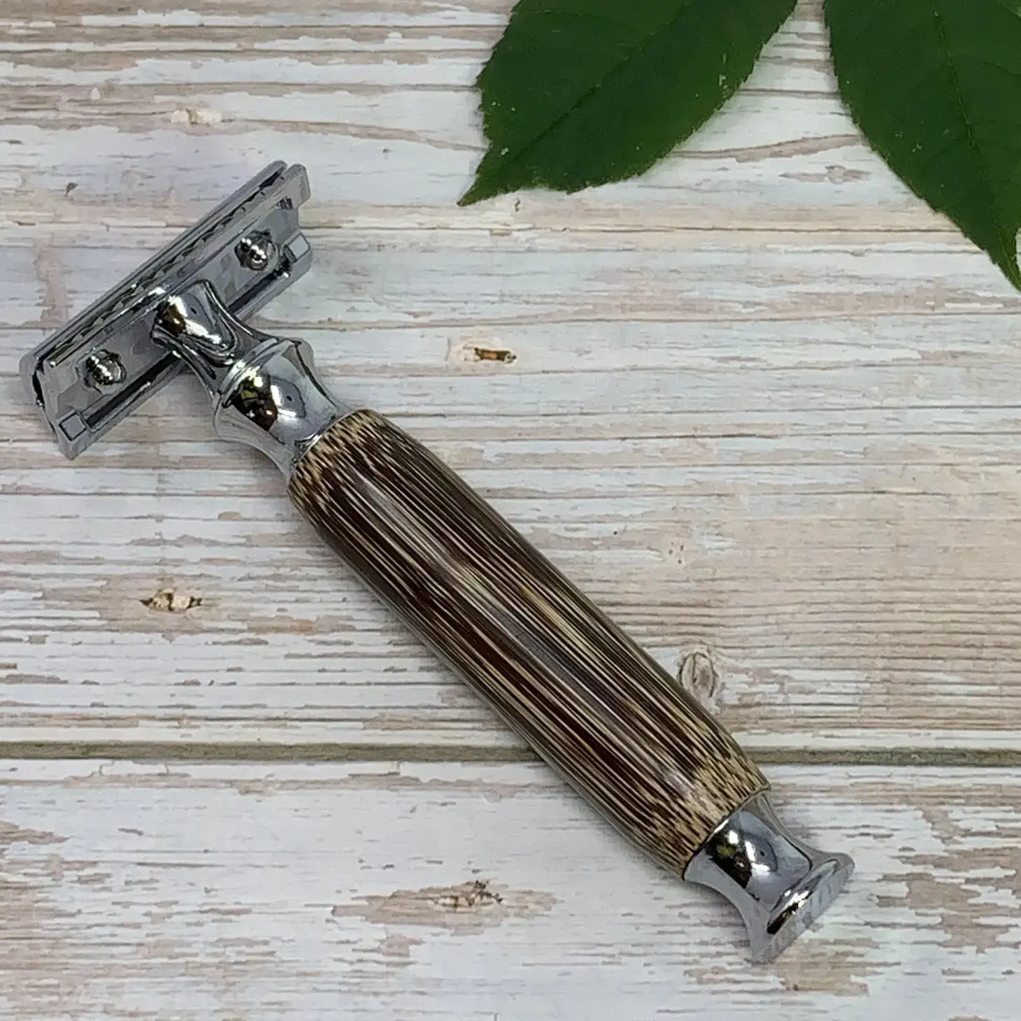 Bamboo Switch | Bamboo Handle Double Edge Safety Razor