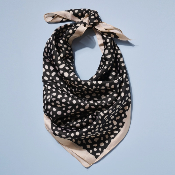 Thumbnail: Leopard Printed Silky Bandana