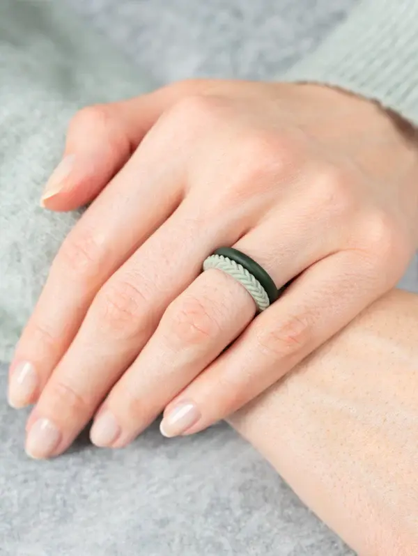 QALO | Women's Eva Shockey Treelined Double Stack