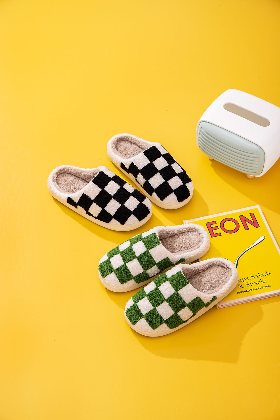 Thumbnail: Checkered Pattern Retro Soft Plush Comfy Warm Slipper