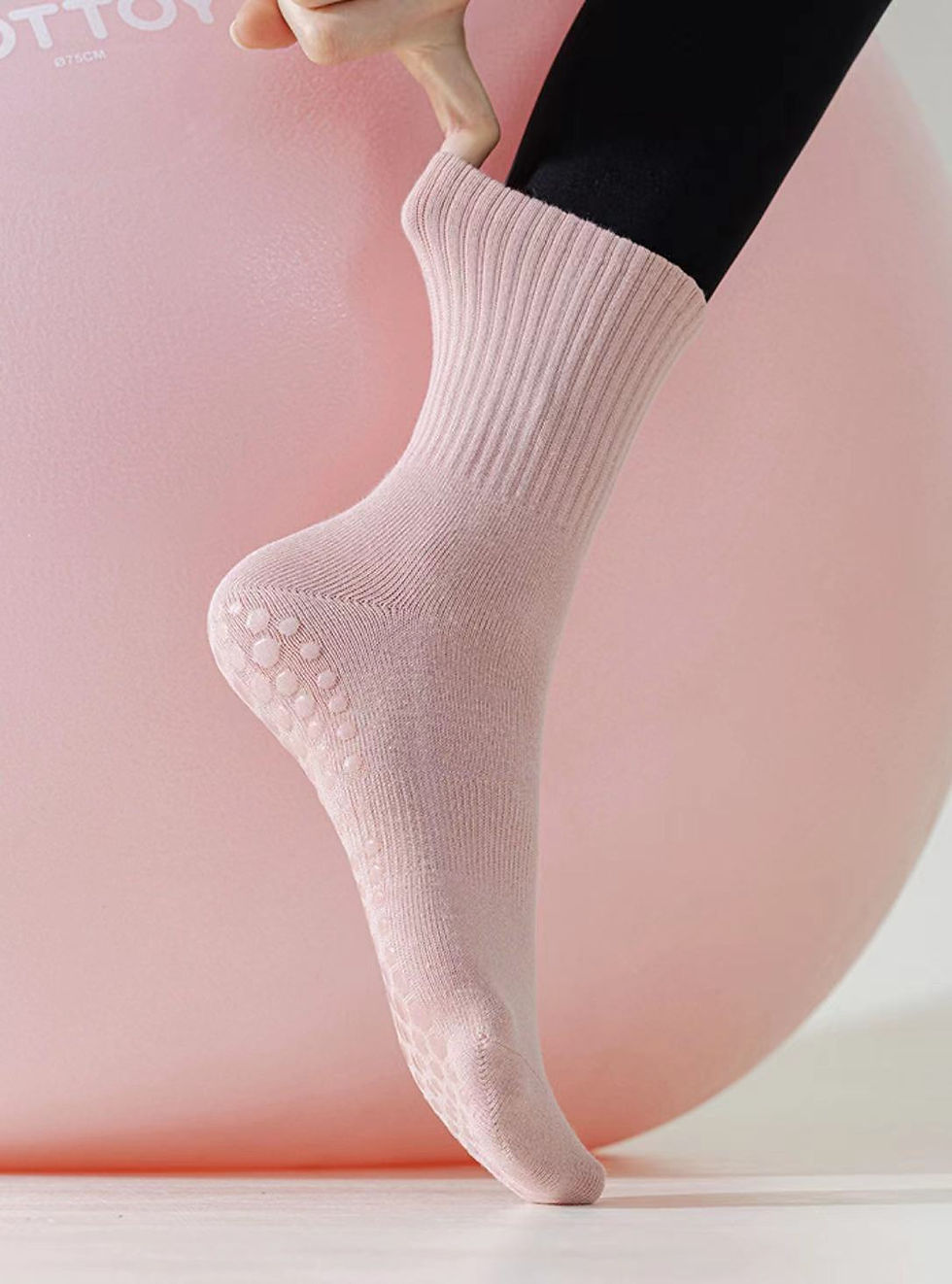 Thumbnail: Women's Crew Neck NonSlip Pilates Socks