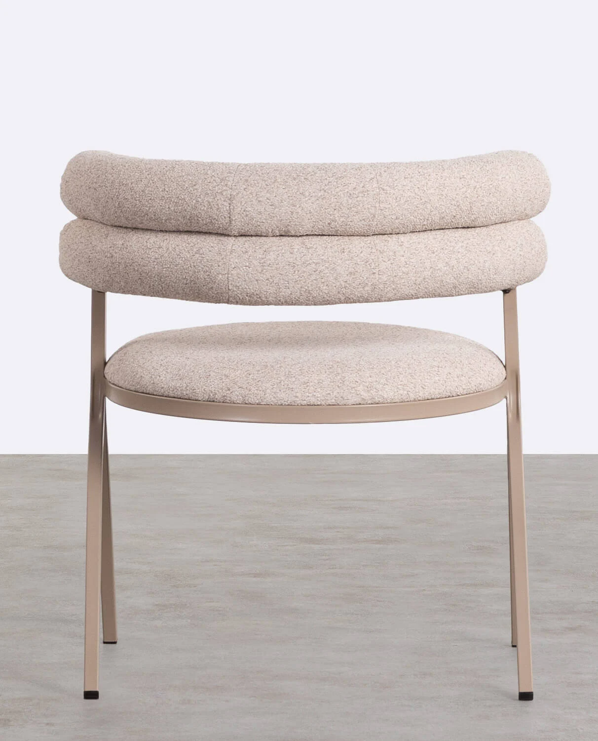 Chaise de salle à manger arrondie en métal et tissu beige — détail 5