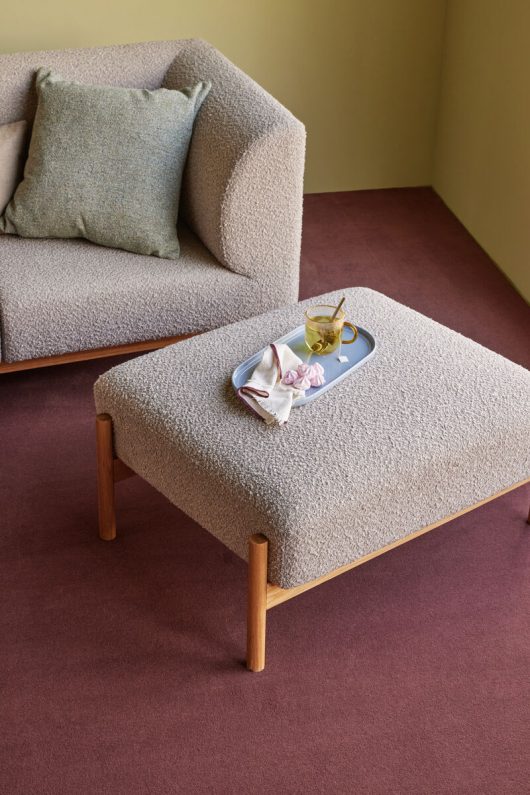 Canapé droit 2 places en polyester gris — détail 5