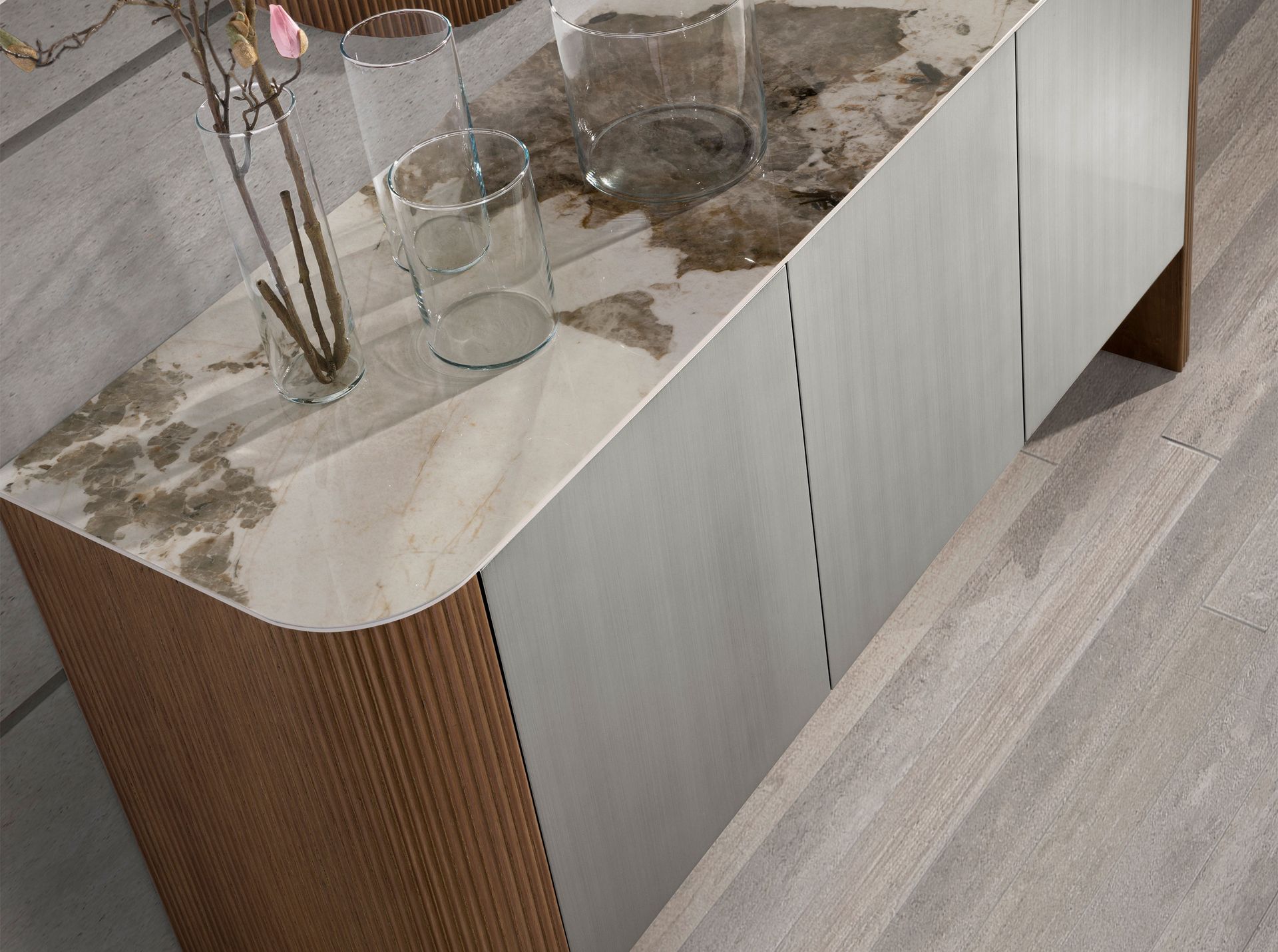 Buffet en bois argenté, noyer et plateau en marbre céramique — détail 5