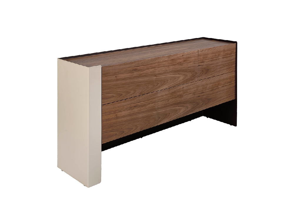 Commode en bois de noyer et cuir recyclé — détail 3
