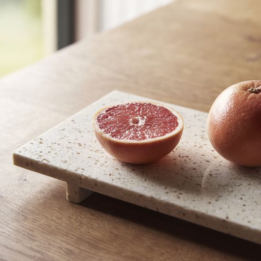 Plateau en terrazzo — détail 3