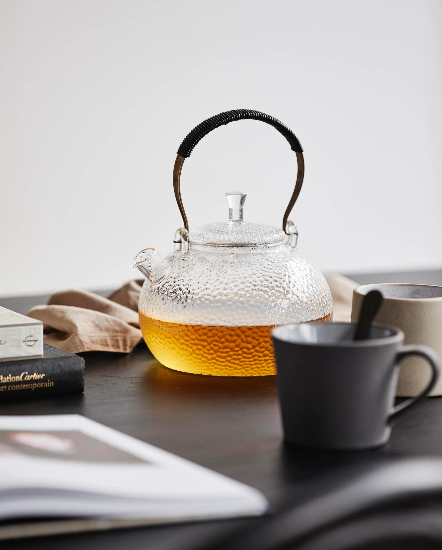 Théière en verre brouillé transparente