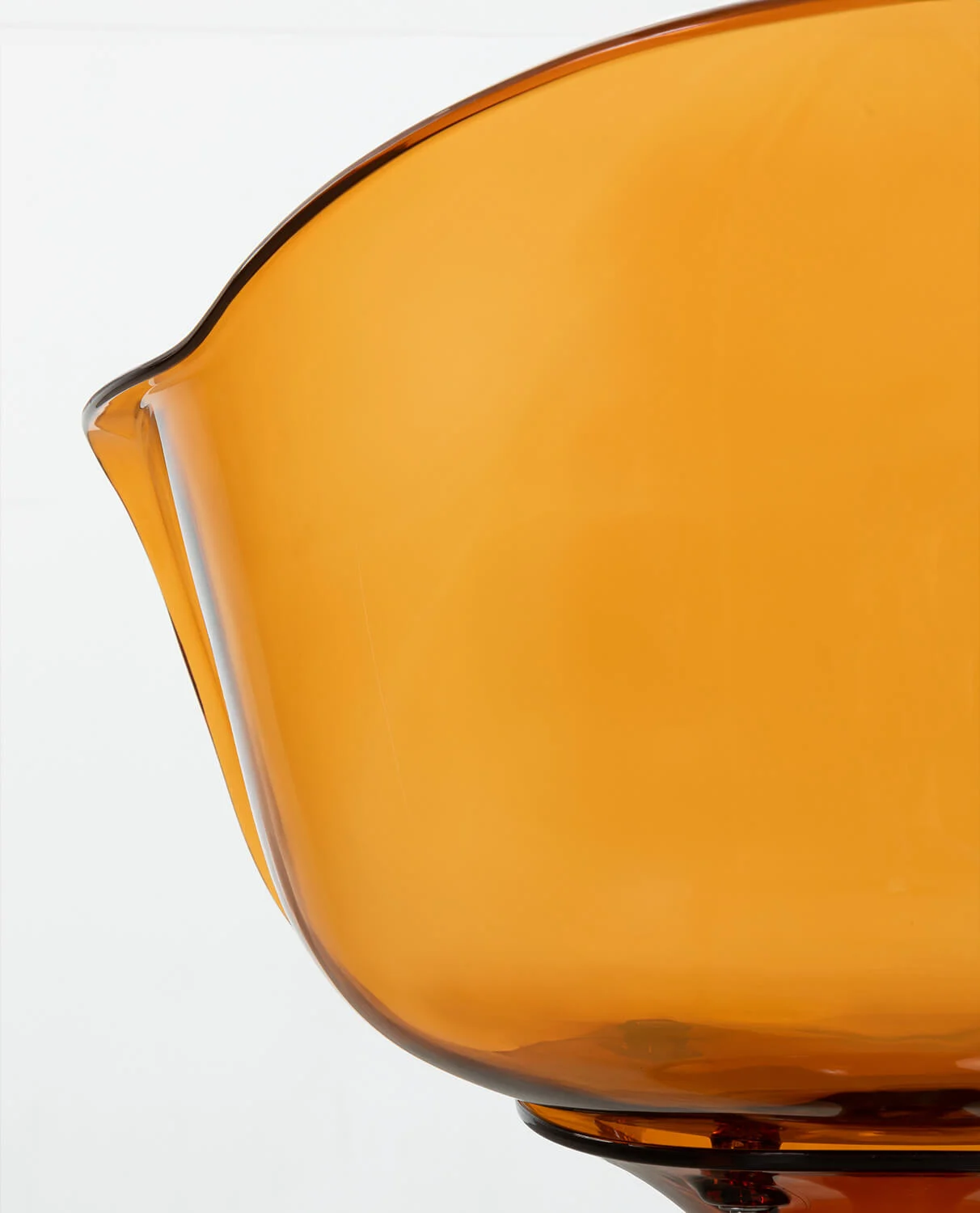 Chaise de salle à manger en polycarbonate marron — détail 6