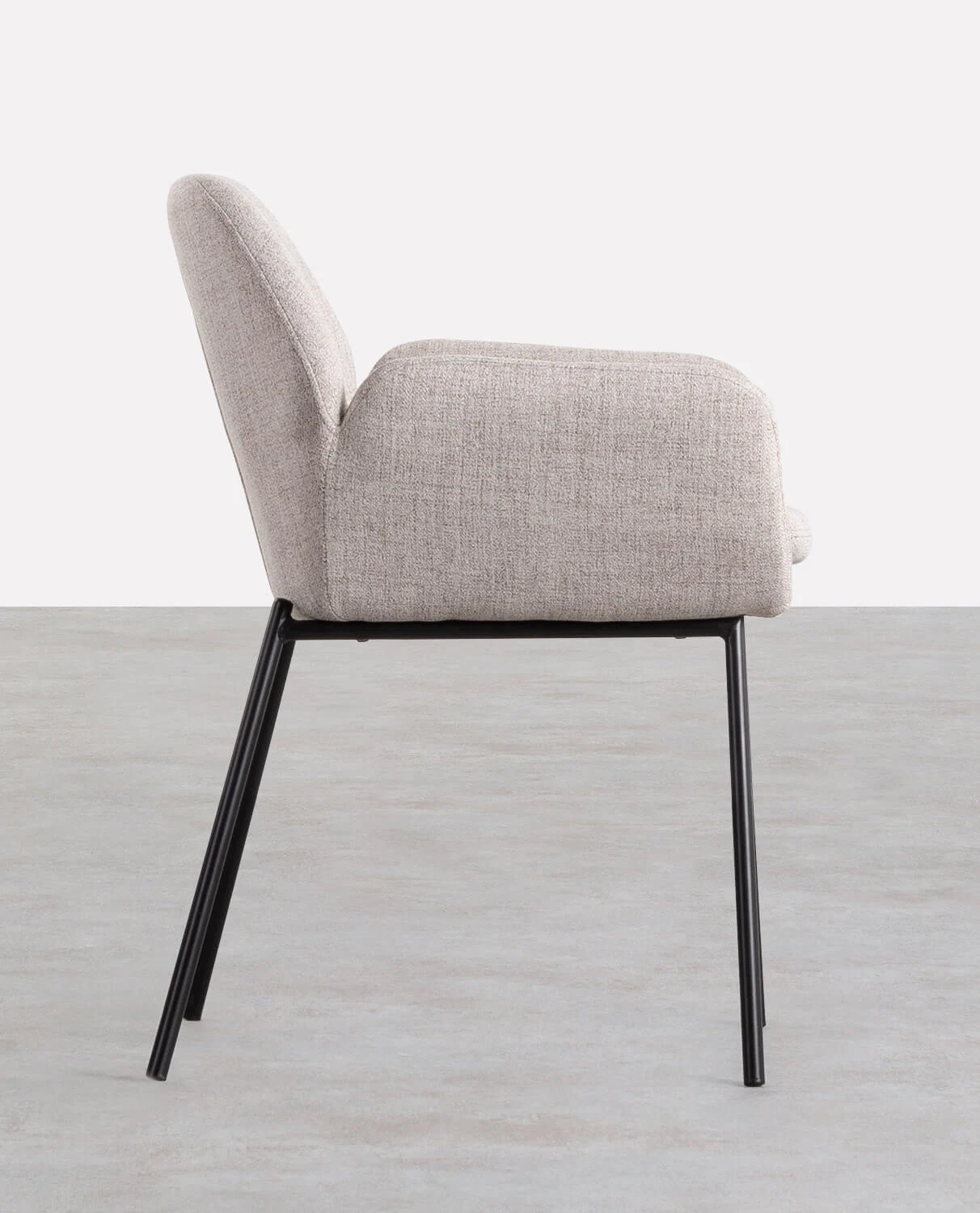 Chaise de salle à manger en métal avec accoudoir et tissu gris — détail 6