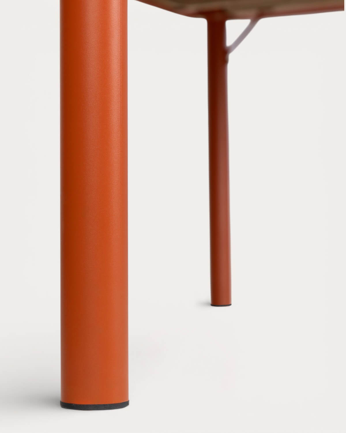 Ensemble de jardin table 240 cm + 8 chaises Caitlyn - Plusieurs coloris — détail 4